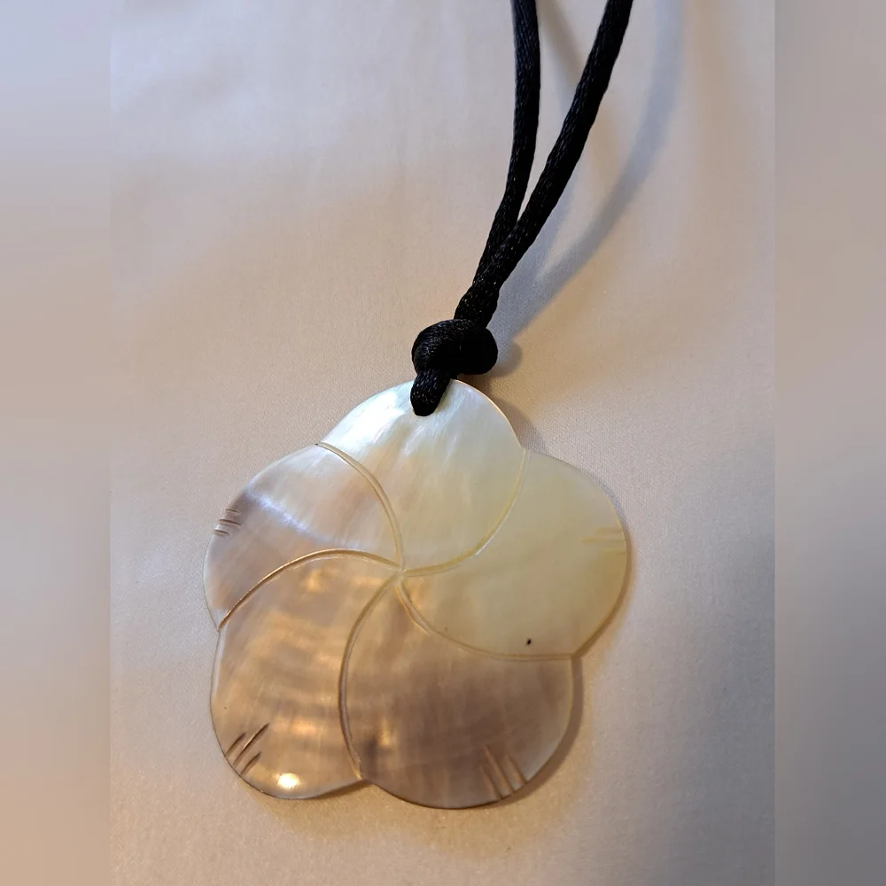 M o P Necklace 8/14